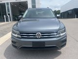Used 2020 Volkswagen Tiguan SE image 2
