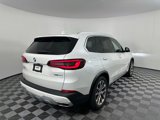 Used 2021 BMW X5 xDrive40i w/ Parking Assistance Package image 5