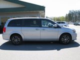Used 2019 Dodge Grand Caravan GT image 3