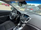 Used 2016 Chevrolet Cruze LT image 4
