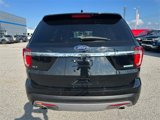 Used 2017 Ford Explorer XLT image 4