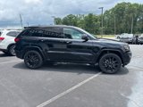Used 2019 Jeep Grand Cherokee Altitude image 6