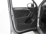 Used 2024 Volkswagen Tiguan SE image 4