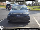 Used 2024 Hyundai Elantra SEL image 2