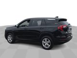 Used 2024 GMC Terrain SLE image 6