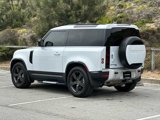 Used 2023 Land Rover Defender 90 SE image 3