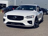 Used 2025 Volvo S60 B5 Core w/ Climate Package image 3