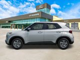 New 2025 Hyundai Venue SE image 3
