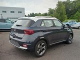 Certified 2022 Hyundai Venue Limited image 3