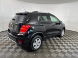 Used 2022 Chevrolet Trax LT w/ LT Convenience Package image 3