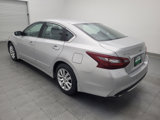 Used 2018 Nissan Altima 2.5 S w/ S Convenience Package image 3