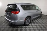 Used 2019 Chrysler Pacifica Limited w/ Advanced Safetytec Group image 5