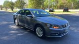 Used 2016 Volkswagen Passat 1.8T SE image 4