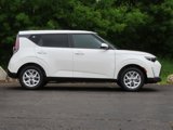 New 2025 Kia Soul LX image 2