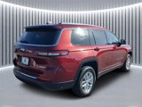 Used 2023 Jeep Grand Cherokee L Laredo image 5