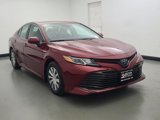 Used 2020 Toyota Camry LE image 2