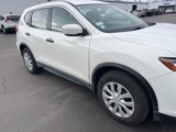 Used 2017 Nissan Rogue S image 2