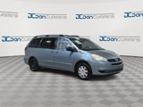 Used 2004 Toyota Sienna LE image 2