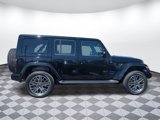 Used 2022 Jeep Wrangler Unlimited Sahara image 2