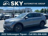 Used 2023 Volkswagen Tiguan SE image 3