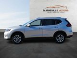 Used 2017 Nissan Rogue SV image 4