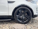 New 2025 Land Rover Discovery Dynamic SE image 5