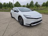 New 2025 Toyota Prius Plug-In Hybrid image 3