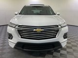 Used 2023 Chevrolet Traverse Premier image 2