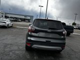 Used 2017 Ford Escape SE image 4