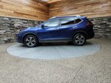 Used 2019 Nissan Rogue SV w/ Sun & Sound Touring Package image 4