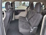 Used 2019 Dodge Grand Caravan SE image 4