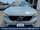 Used 2019 Volvo XC40 T5 Momentum image 4