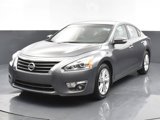 Used 2015 Nissan Altima 2.5 SL w/ Technology Package image 2