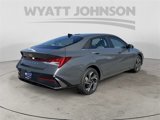 New 2025 Hyundai Elantra SEL image 5