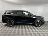 Used 2024 Kia Sorento S image 5