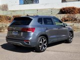 Certified 2022 Volkswagen Taos SEL w/ Panoramic Sunroof Package image 3