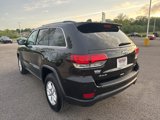 Used 2020 Jeep Grand Cherokee Laredo image 5