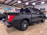 Used 2021 Nissan Titan SV w/ SV Convenience Package image 5
