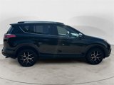 Used 2018 Toyota RAV4 SE image 6