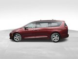 Used 2017 Chrysler Pacifica Touring-L Plus image 4