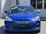 Used 2014 Hyundai Veloster image 2