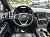 Used 2018 Jeep Grand Cherokee Limited image 2