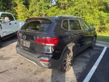 Used 2022 Volkswagen Taos SE image 3