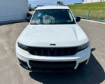 Used 2023 Jeep Grand Cherokee L Limited w/ Luxury Tech Group II image 2
