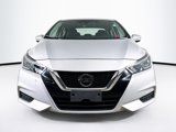 Used 2022 Nissan Versa SV image 3