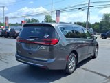 Certified 2022 Chrysler Pacifica Touring image 3