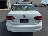 Used 2017 Volkswagen Jetta SE image 4