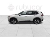 Used 2023 Nissan Rogue SV image 2