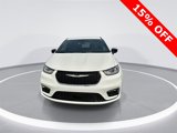New 2025 Chrysler Pacifica Select image 3