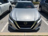Used 2019 Nissan Altima 2.5 SL image 2